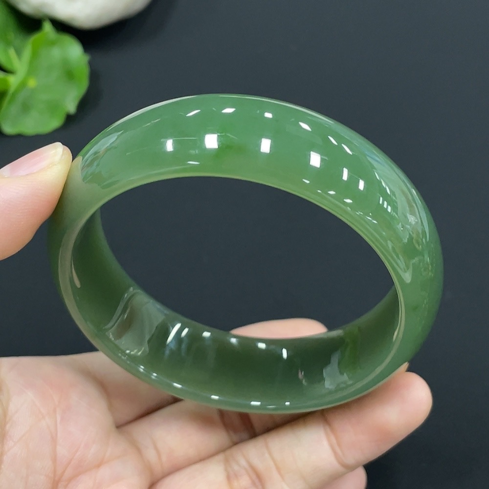 H26998125 Hetian Jade Round Bracelet Size 58.3 Total Weight Approx. 69.2g