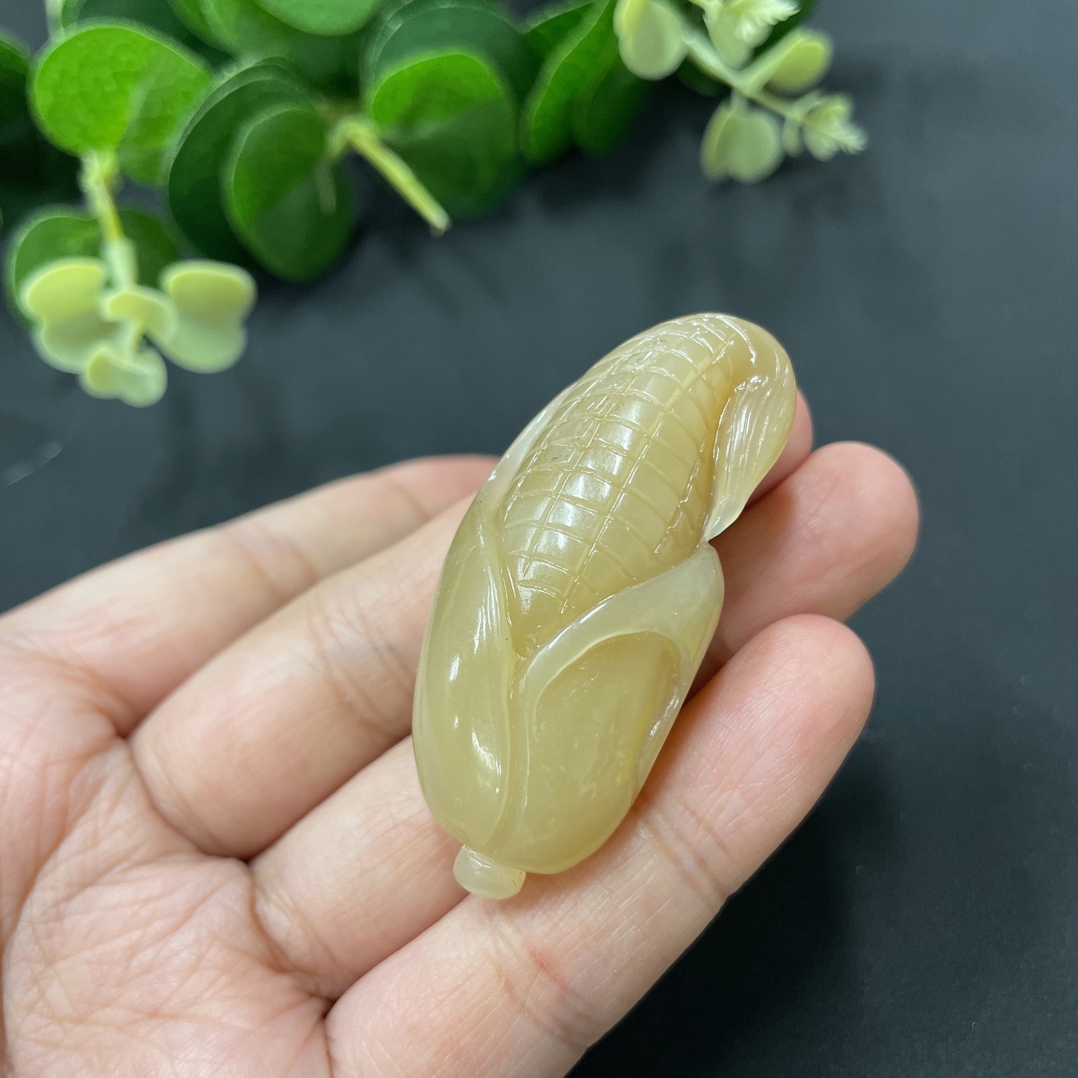 H10029625 Hetian Jade Corn Pendant, Total Weight 24.2g
