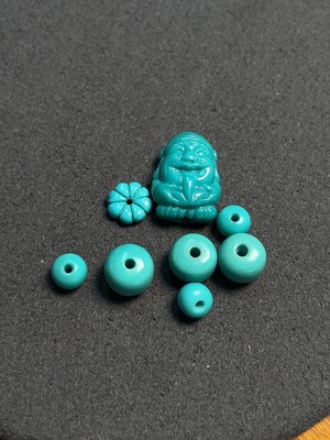 C41929305 绿松石饰品  颜色成因未定 货品总重约2.36克 一手走