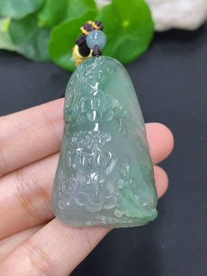 F46557541 翡翠花开富贵挂件 货品含绳总重约36.2克