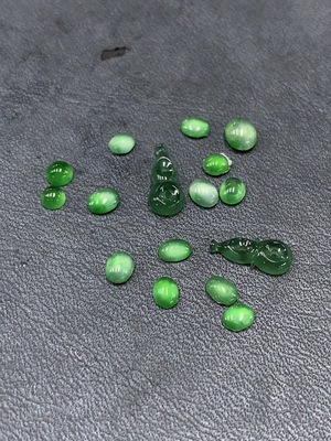 F33860905 Jadeite Cabochon/Mountings Sell as a Lot