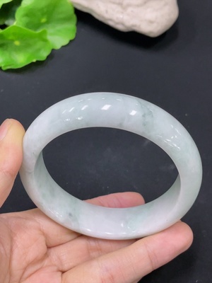 F31674009 Jadeite Round Bangle Total Weight Approx. 65.72g Size 55.3