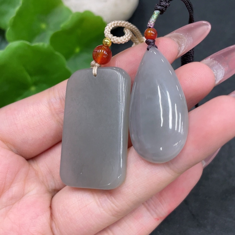 H33924536 Hetian Jade Pendant, Plain Pendant, Total Weight (with cord): 18.4g