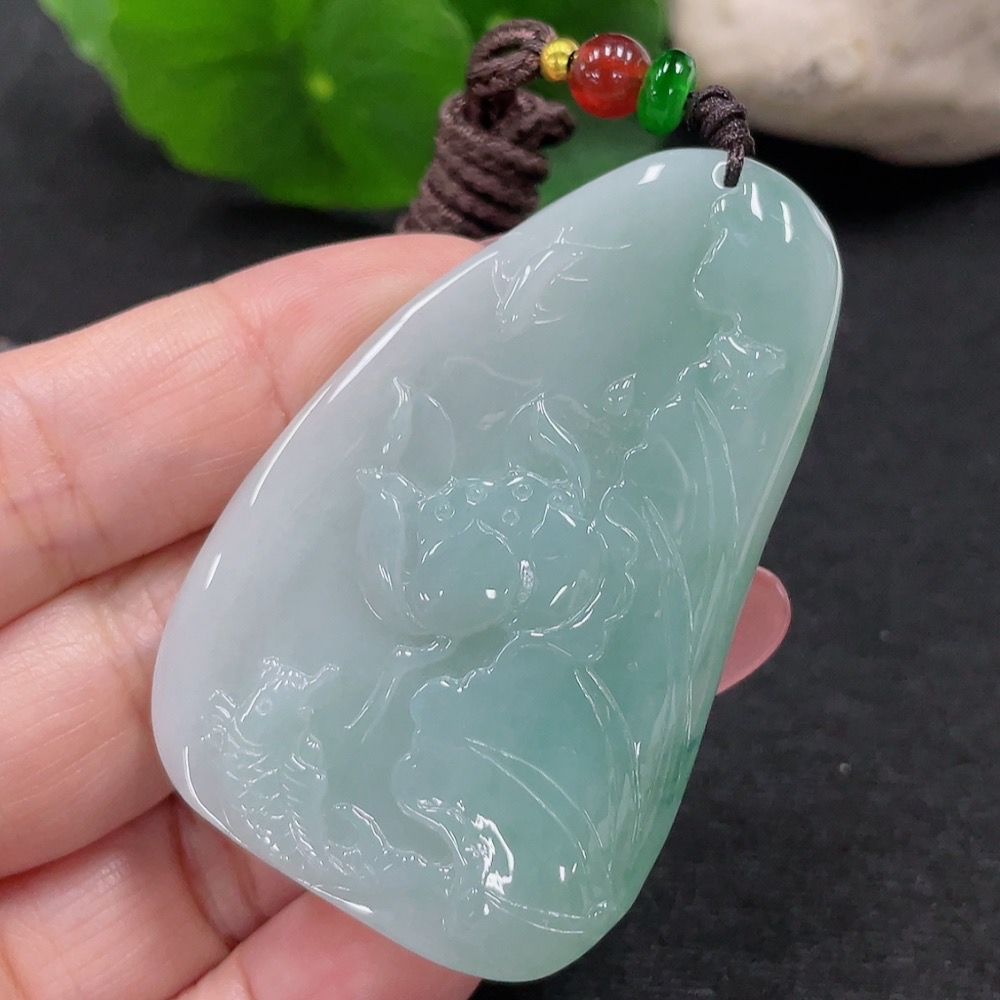 F32808582 JadeiteLotus Leaf Fish Pendant