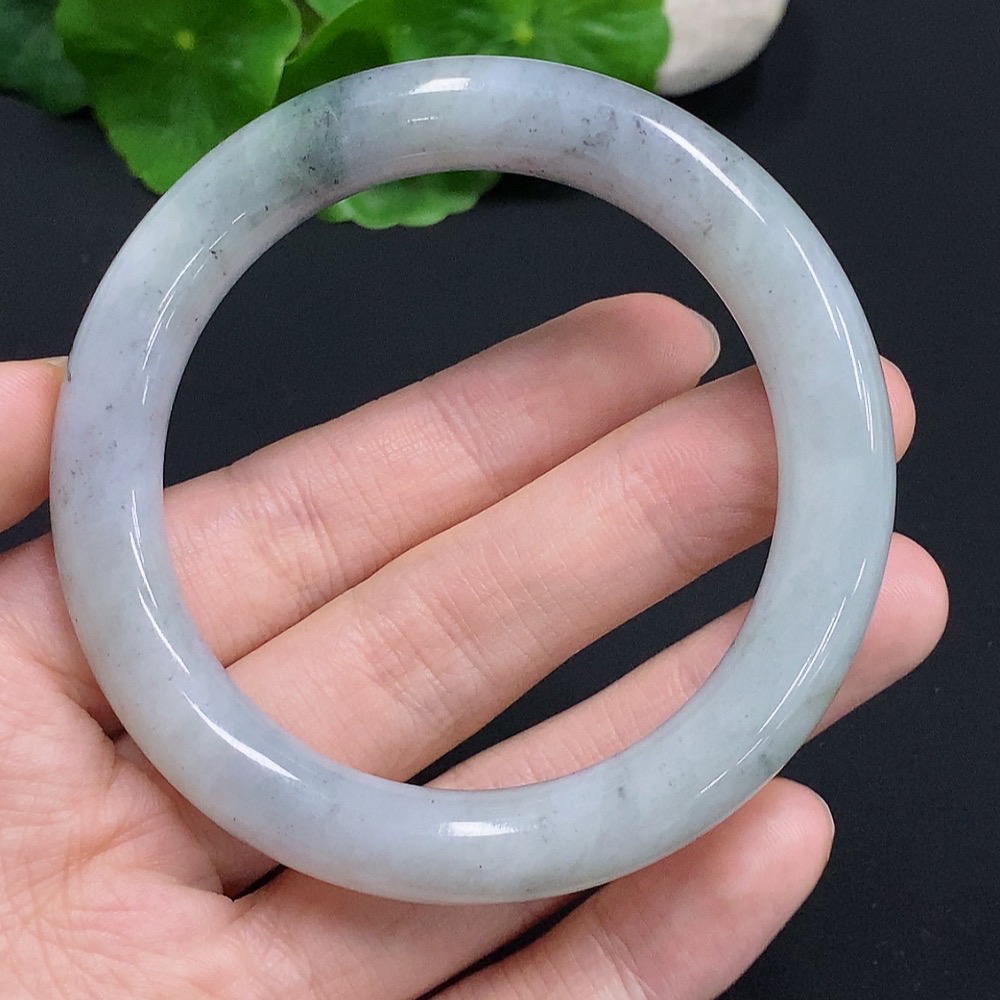 F30514025 JadeiteRound Bangle