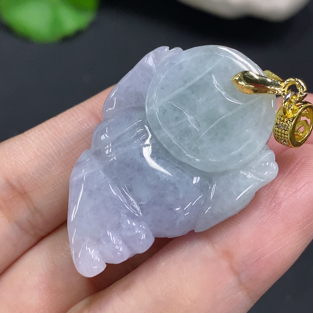 F26036233 Jadeite Three-legged Golden Toad Pendant Non-gold Inlaid Total Weight About 21g