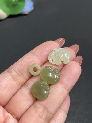 H34005028 Hetian Jade Pendant Total Weight Approx. 6.4g