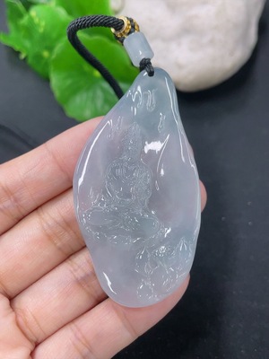 F46486269 翡翠挂件观音 非金 货品总约重 含绳23.83g