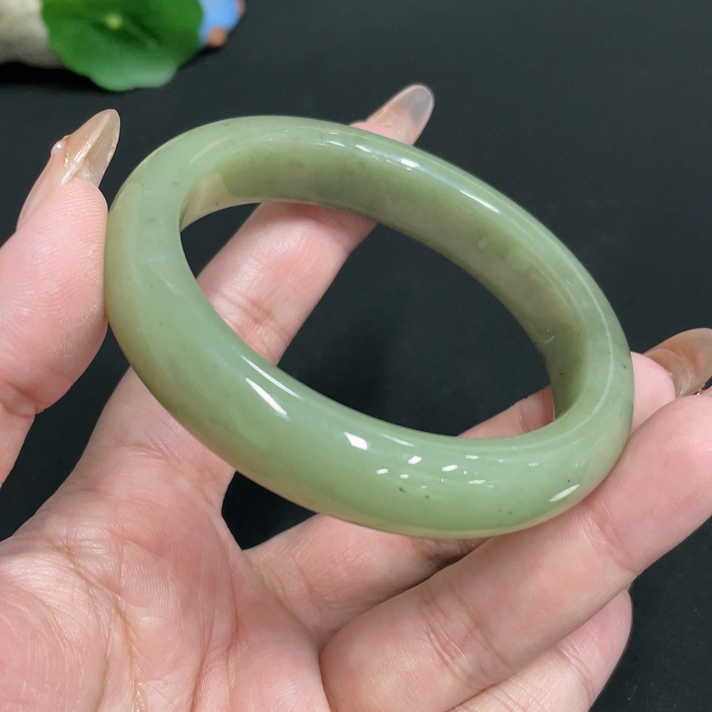 H32767592 Hetian Jade Round Bracelet Size 58.1 Total Weight Approx. 62.9g