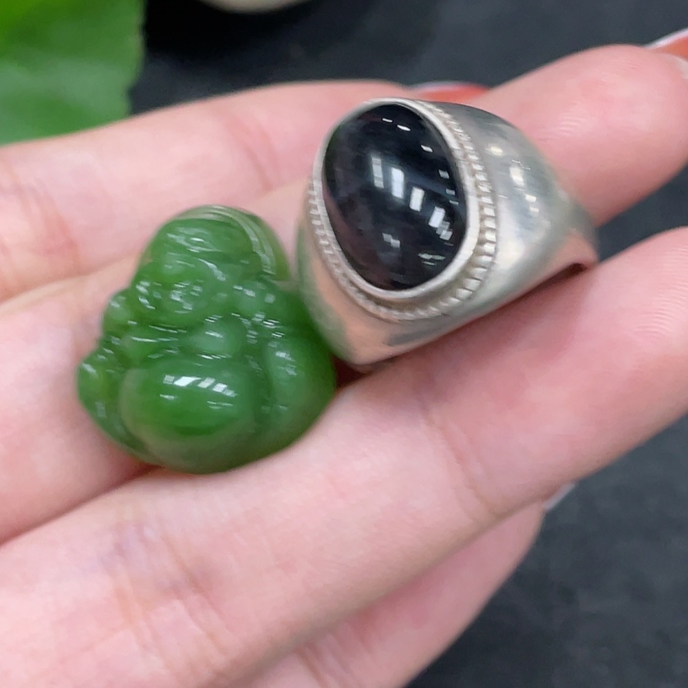 H34980229 Hetian Jade Pendant + Openable Inlaid Ring Non-Gold Total Weight Approx. 13.6g