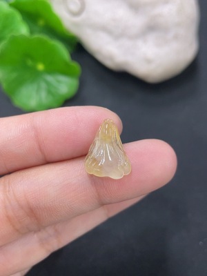 F46551422 翡翠镶嵌件 货品总约重0.85g