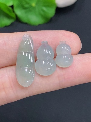 F30543721 Jadeite Pendant