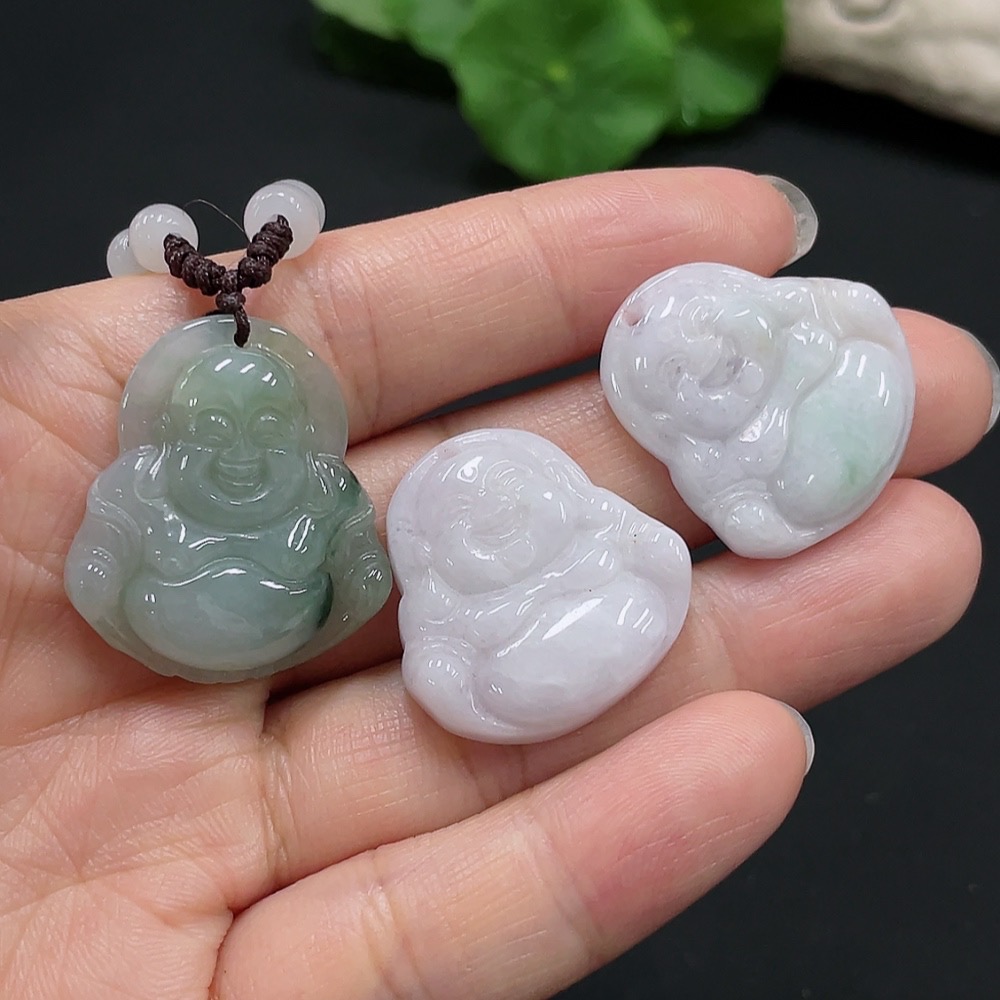 F26031097 JadeiteBuddha Pendant with Non-Grade A Beads