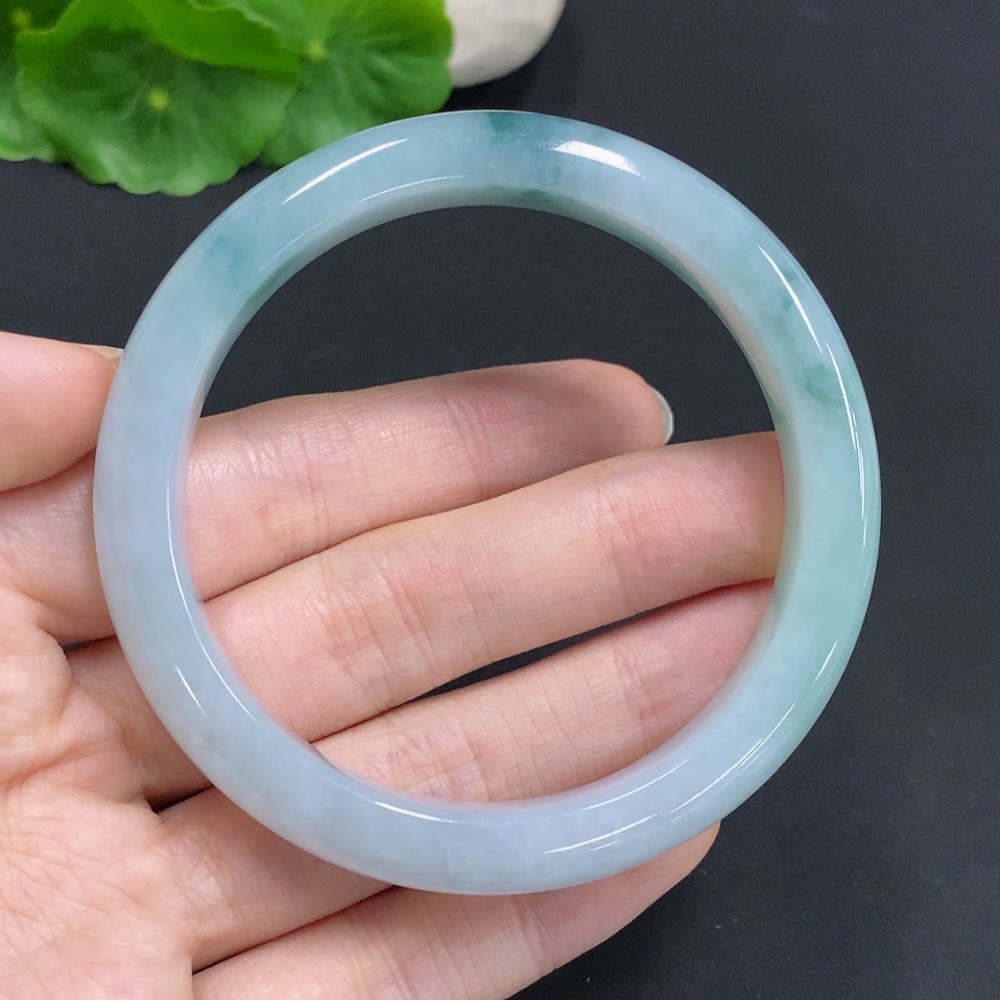 F35160383 Jadeite Round Bangle, Total Weight Approx. 55.3g, Size 57.5