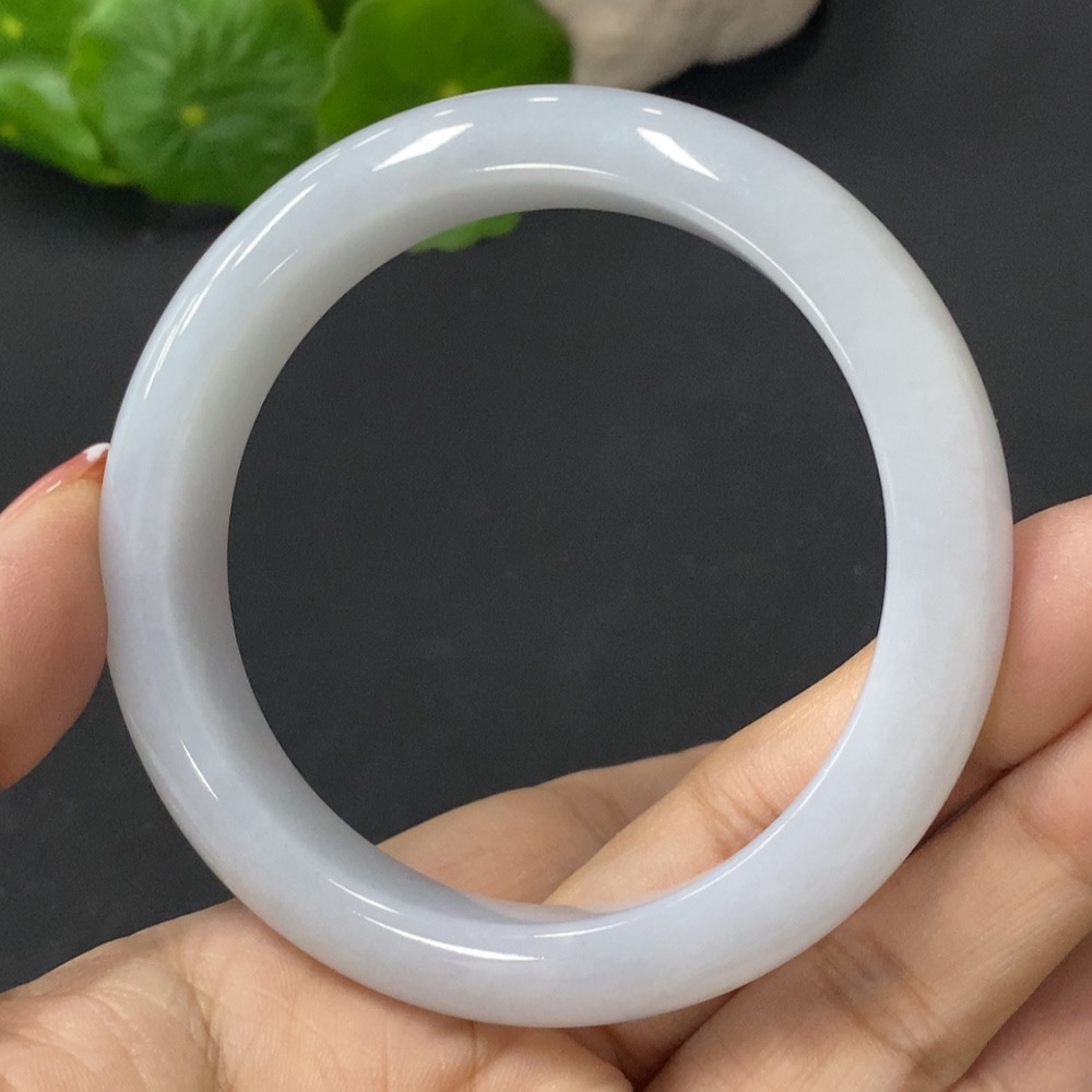F27145644 Jadeite Round Bangle, Total Weight Approx. 53.4g, Inner Diameter 54.3