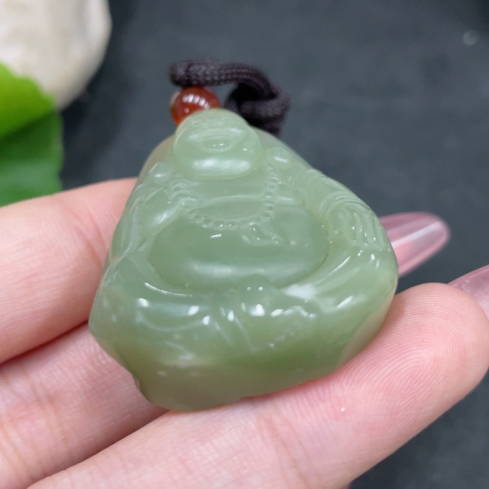 H33944265 Hetian Jade Pendant Buddha, Total Weight (including rope): 31.1g