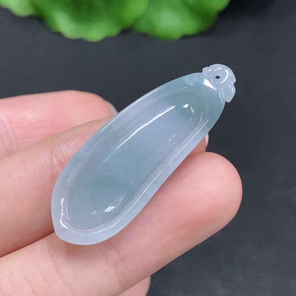 F34968567 Jadeite Fu Gua Pendant, Total Weight Approximately 4.4g