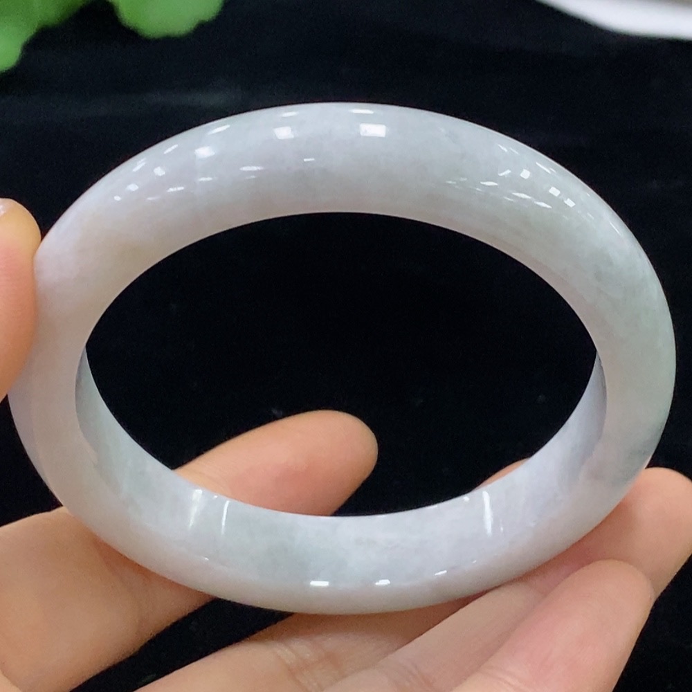 F32731811 Jadeite Round Bangle Size 57mm Total Weight Approx. 61g