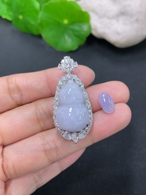 F41934665 翡翠葫芦镶嵌吊坠+蛋面 一手走 非金镶 货品总重约8.9g