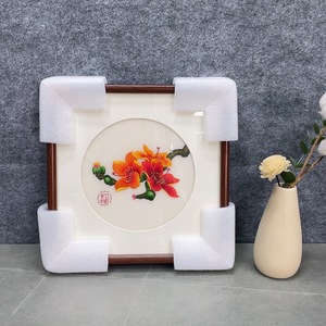 P38542541 初榆工作室 非遗广绣刺绣 画心19*19cm 外框32*32cm
