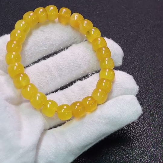 C34990839 Amber Beeswax Bracelet, Total Weight Approx. 9.09g, Size About 8.6mm