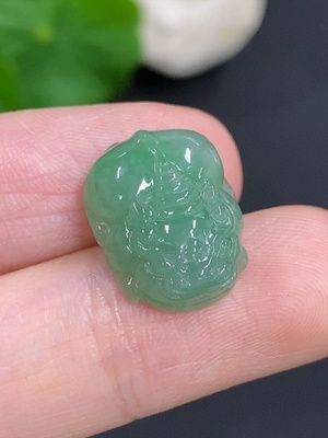 F46554811 翡翠貔貅镶嵌件 货品总重约2.5克