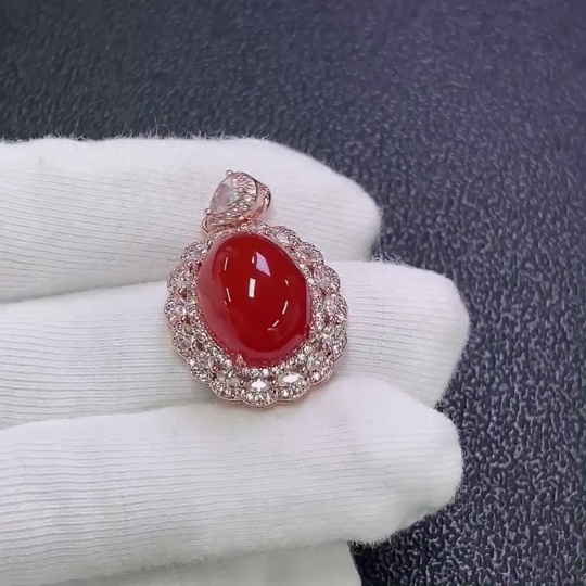 C31617757 South Red Agate Pendant Non-Gold Total Weight Approx. 7.07g