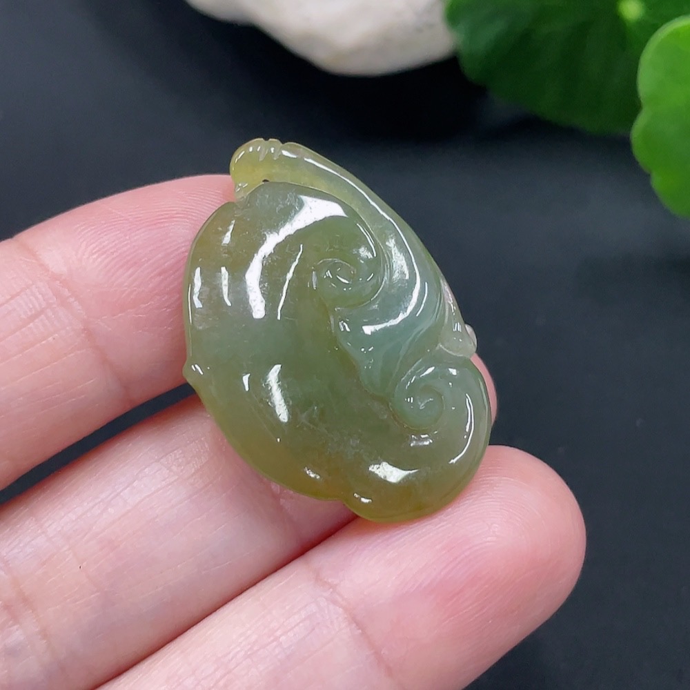F25856975 JadeiteRuyi Pendant, Total Weight Approx. 5g