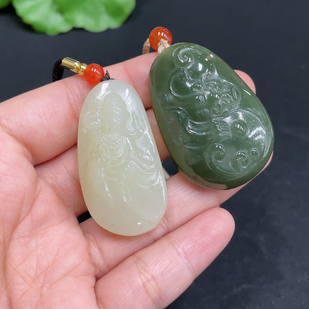 H35111160 Hetian Jade Pendant Guanyin Auspicious Beast