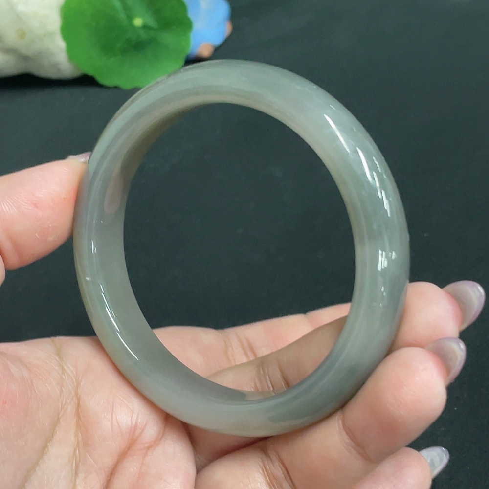 H33939597 Hetian Jade Round Bracelet Size 59.3 Total Weight Approx. 50.7g