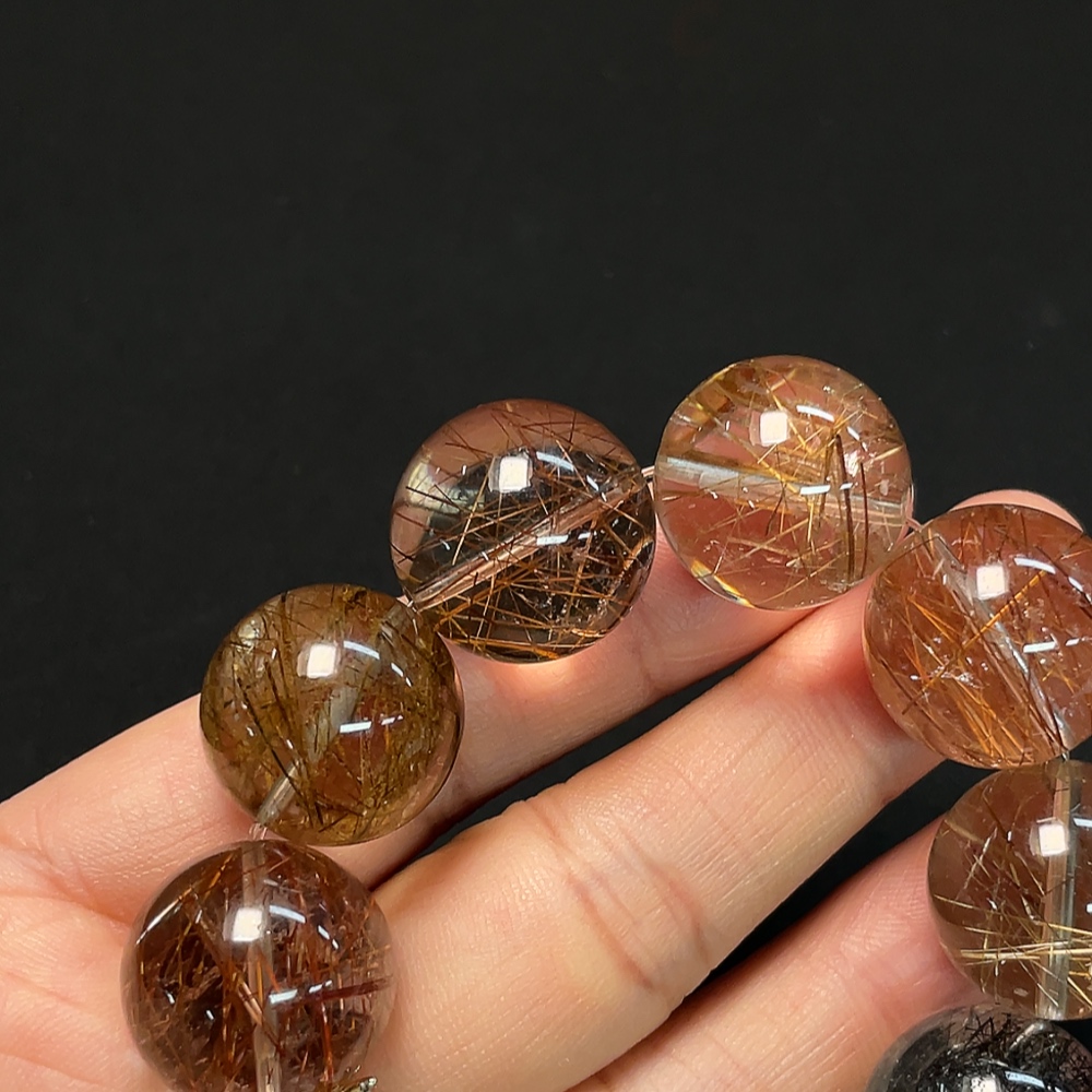 C44312777 Crystal Bracelet with Visible Organic Matter, Non-Gold, Total Weight Approx. 86.62g, Size 18-18.7mm