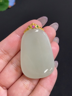 H33882240 Hetian Jade Inlaid Pendant, Plain Pendant, Total Weight Approx. 18.9g, 18k