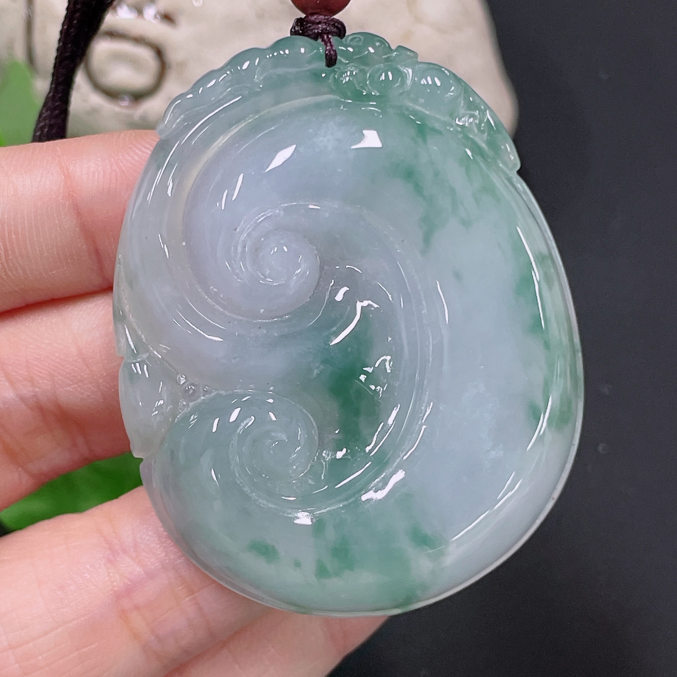 F33866084 Jadeite Ruyi Pendant with total weight approx. 33.5g including rope