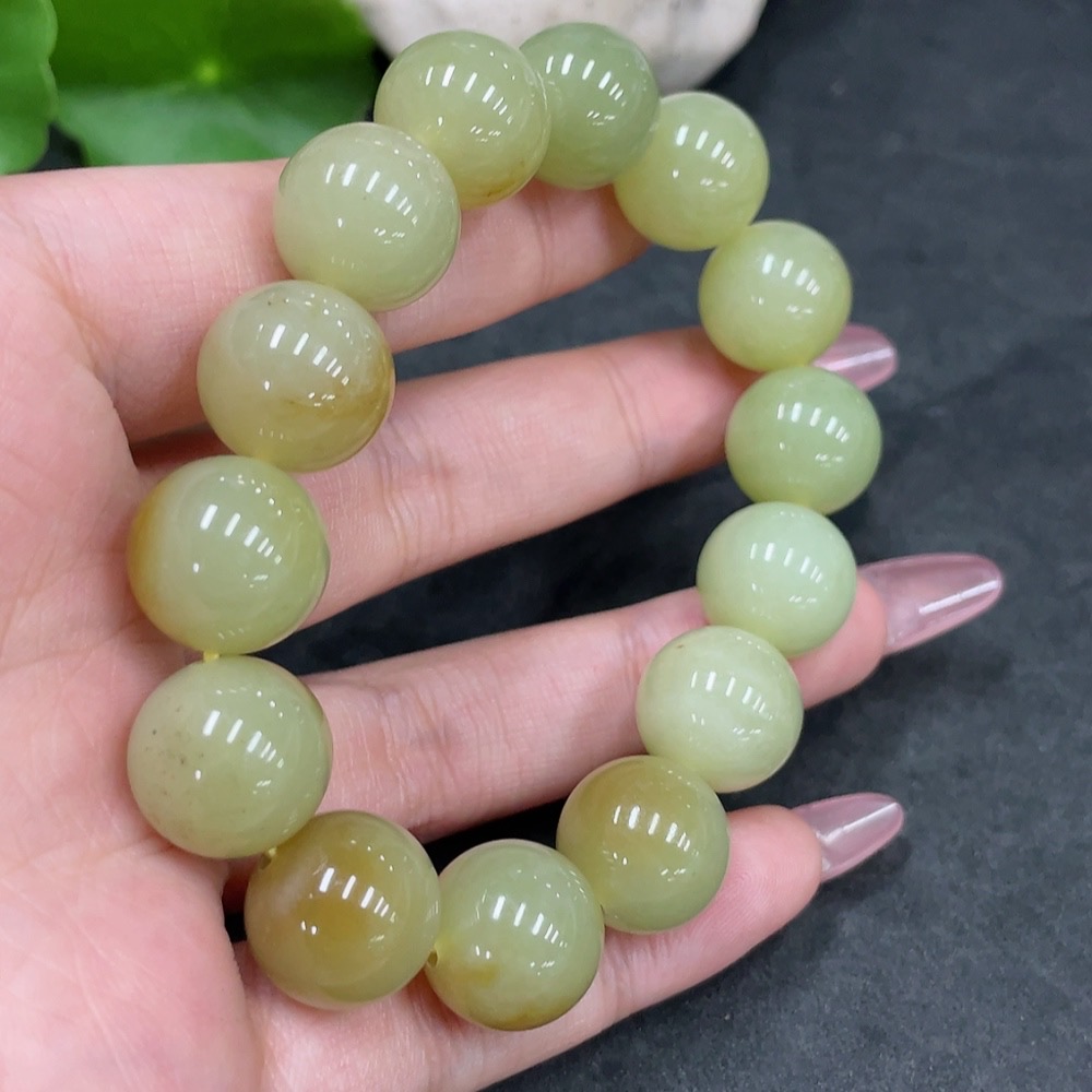 H33944796 Hetian Jade Bracelet, approx. 13.4mm, total weight approx. 57.2g