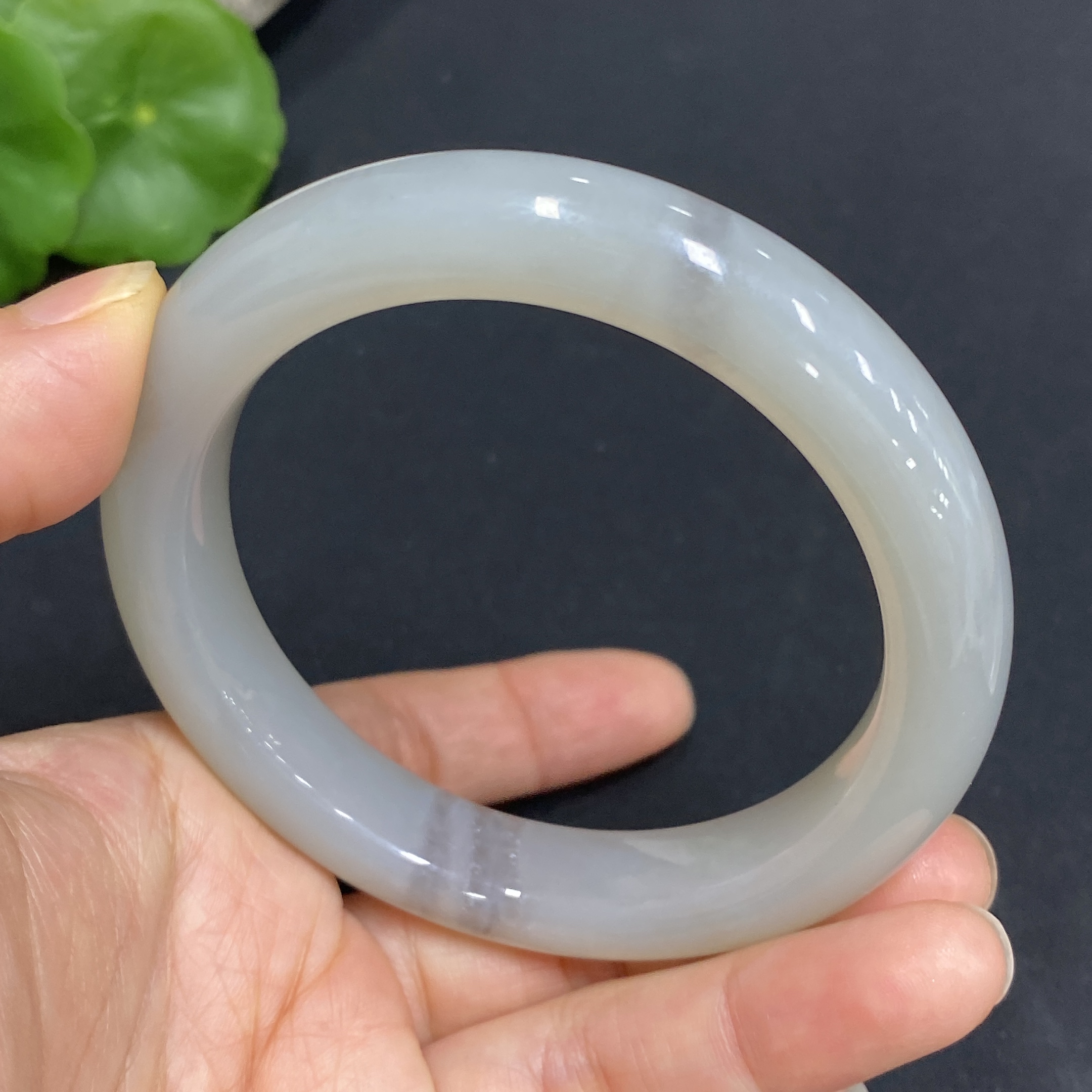 H31584554 Hetian Jade Round Bracelet Size 57 Total Weight Approx. 55.8g Containing Other Mineral Components