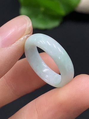 F34996119 Jadeite Ring Size 12 Total Weight Approx. 2.55g