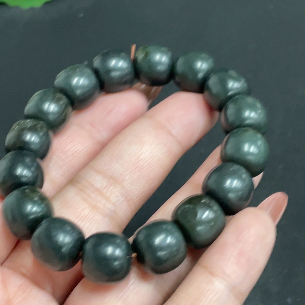H34011037 Hetian Jade Bracelet Approx 11.7mm Total Weight Approx 47.1g