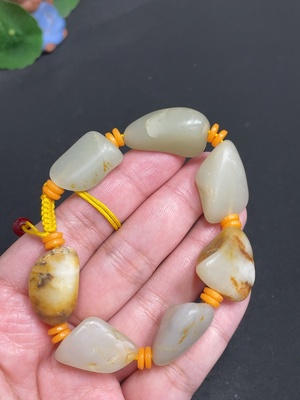 H33880361 Hetian Jade Bracelet with Other Mineral Components, Undetermined Skin Color Origin, Non-Hetian Jade Beads, Total Weight Approx. 48.3g