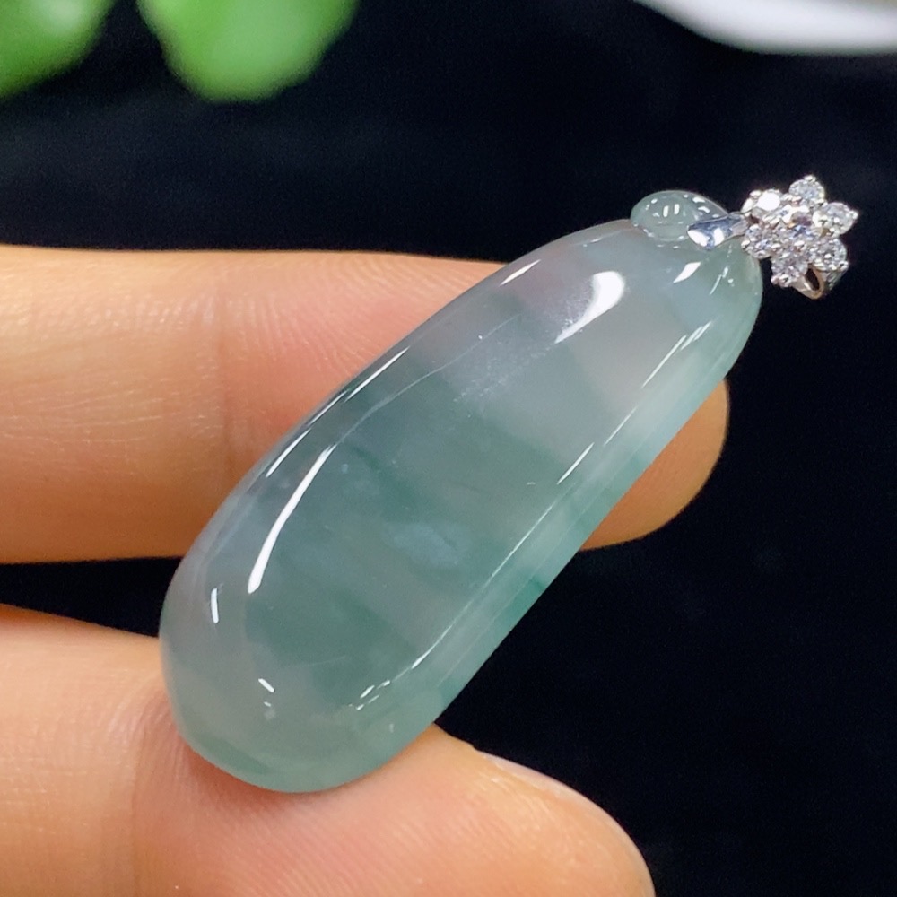 F34025467 Jadeite Blessing Melon Pendant 18k Non-Diamond Total Weight Approx. 5.62g
