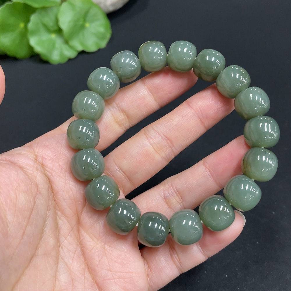 H34072202 Hetian Jade Bracelet, Approx. 12mm, Total Weight Approx. 49.9g