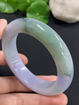 F42968522 翡翠正圈手镯 圈口53.3 货品总重约73.54g