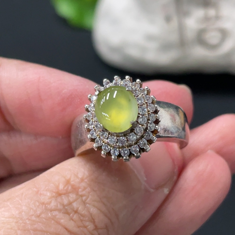 F30518611 Jadeite cabochon non-gold setting total weight about 11.49g