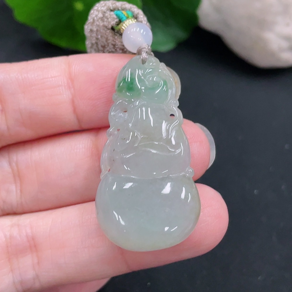 F29420801 Jadeite Gourd Pendant