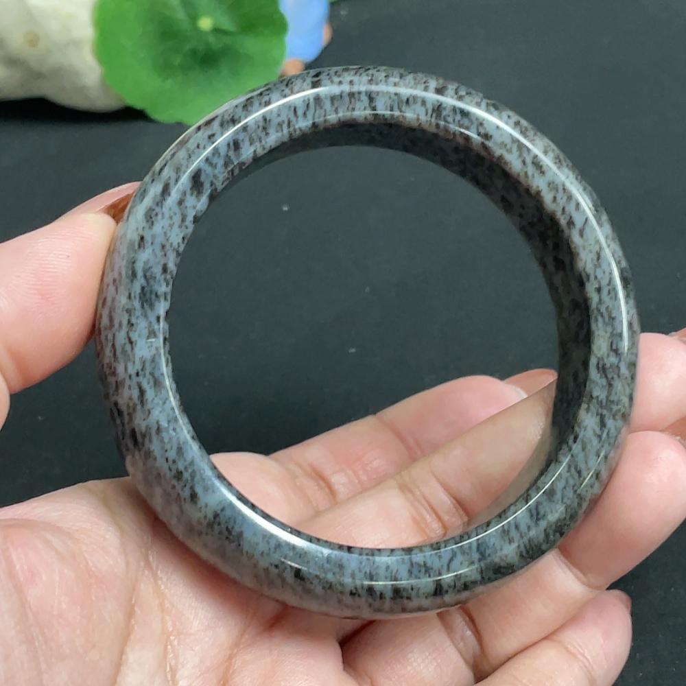 H34005082 Hetian Jade Round Bracelet Size 58.1 Total Weight Approx. 86.2g