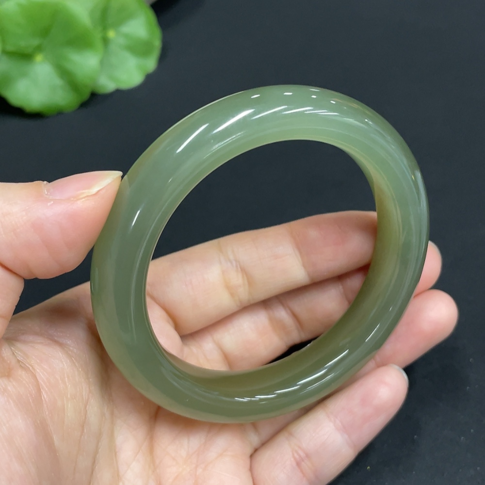 H34072459 Hetian Jade Round Bracelet Size 53.1 Total Weight Approx. 54g