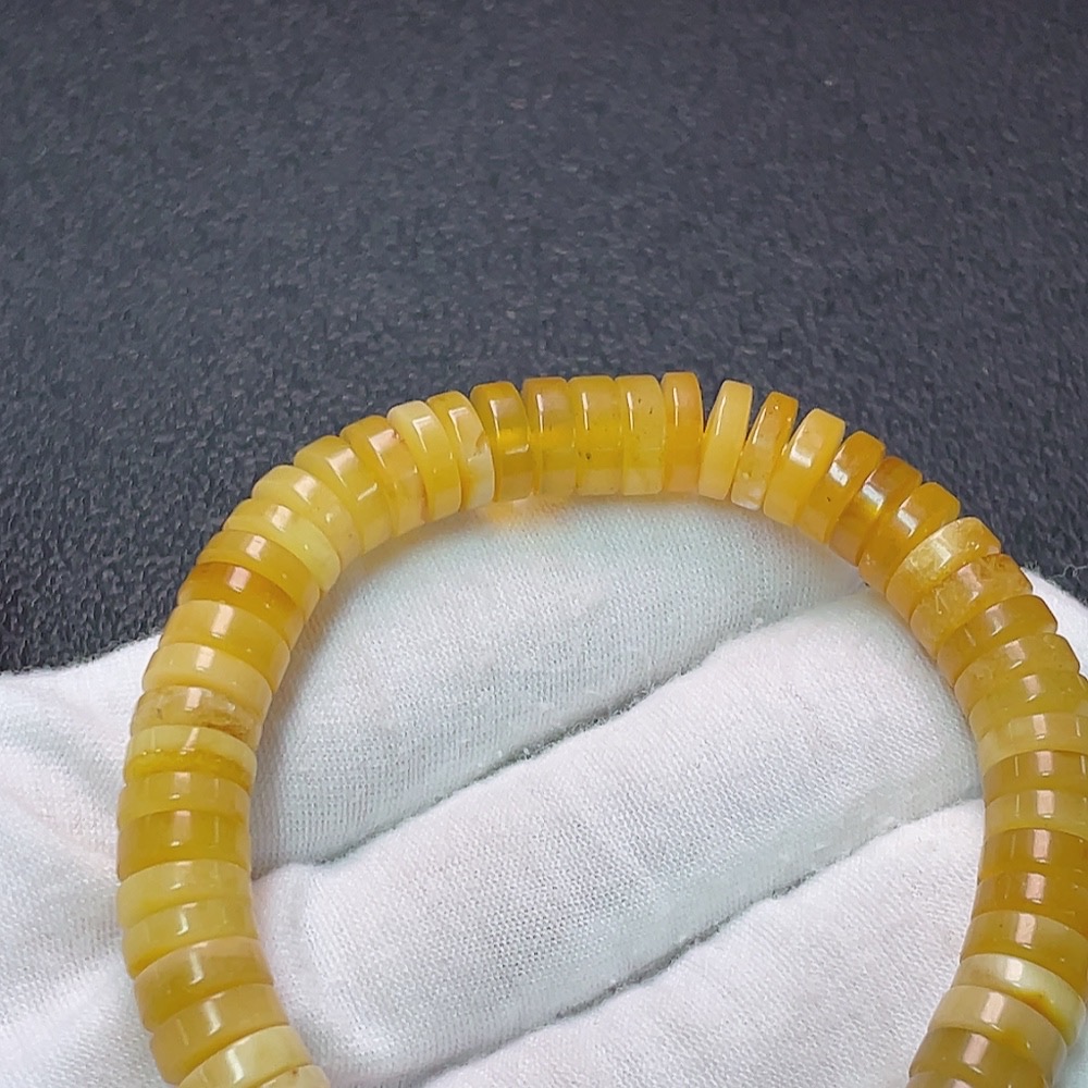 C34950849 Amber Beeswax Bracelet Total Weight Approx. 12.21g Size About 9mm