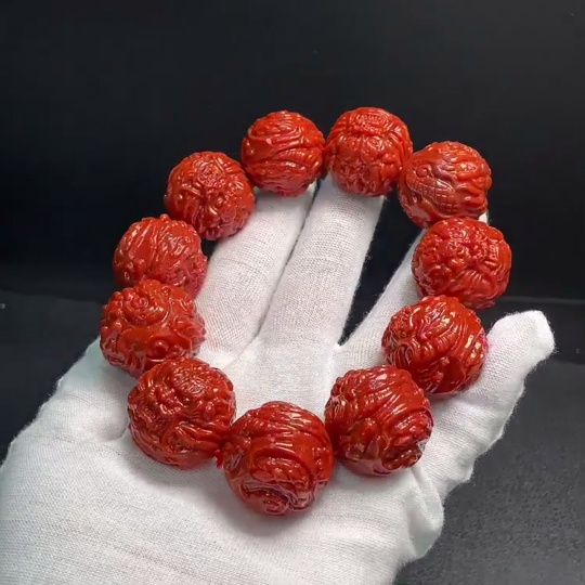 C27048747 Red Agate Bracelet with Visible Organic Matter, Total Weight Approx. 198.52g, Bead Size ~25.3mm
