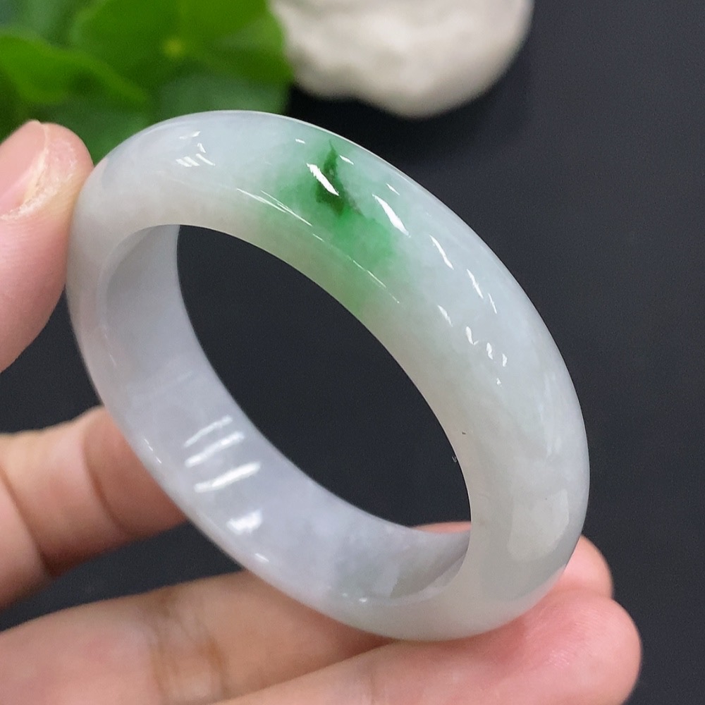 F34070713 Jadeite Bangle Size 40.4 Total Weight Approx. 33.47g