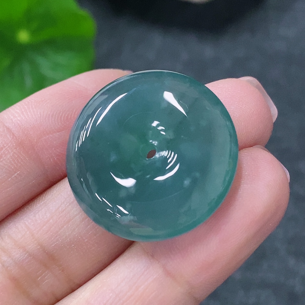 F34998018 Jadeite Pendant Peace Buckle Total Weight Approx. 8.5g