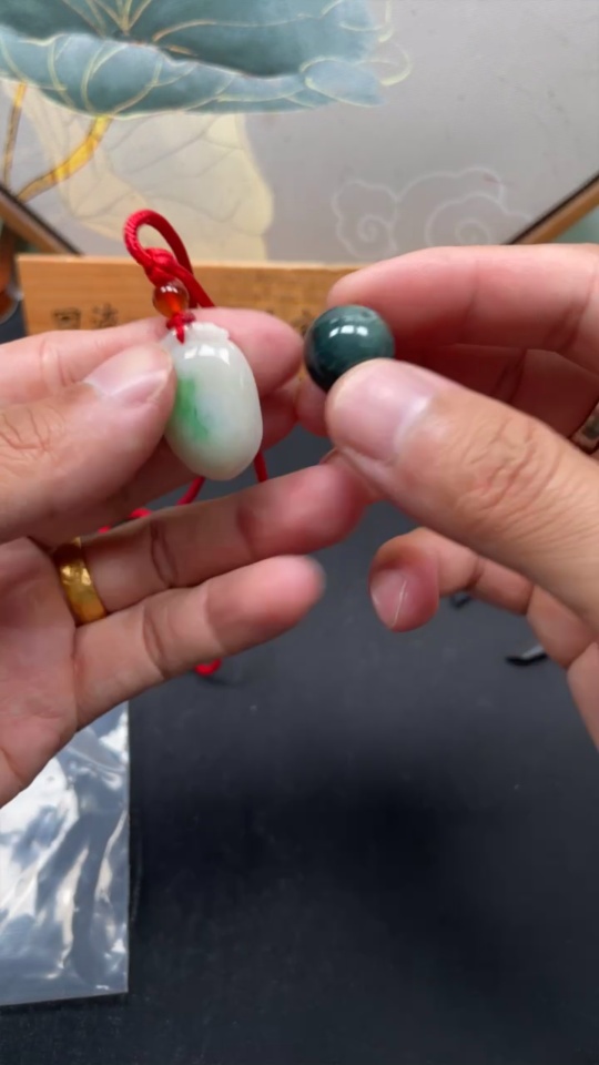 F35134322 Jadeite Blessed Melon/Round Beads Sell as a Lot